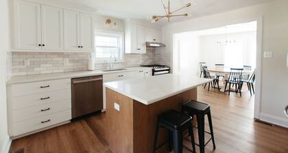 Renovated 3BR home across from Williamsburg Winery with great outdoor space!