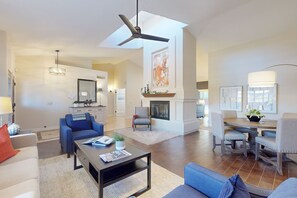 TV, bordtennis og bøker