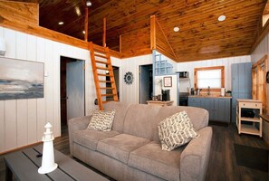 TV, offices - 4 Beachfront Cottages - New Bathrooms and Roofs! (Greenbush)