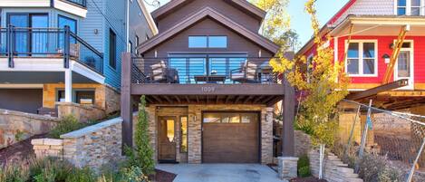 Estudio (4 Bedrooms) | Entrada de la propiedad