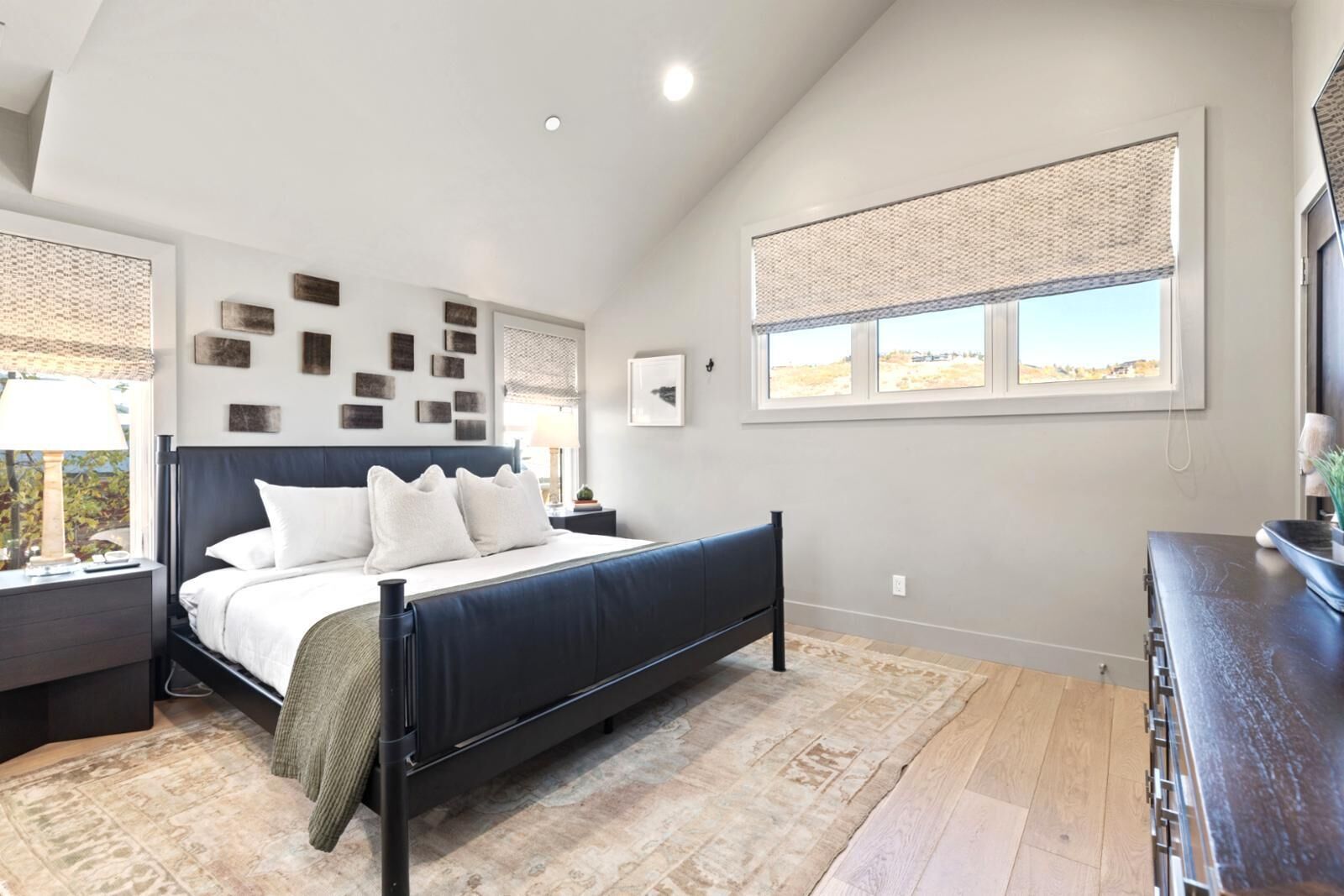 Studio (4 Bedrooms) | 4 bedrooms, laptop workspace, iron/ironing board, bed sheets