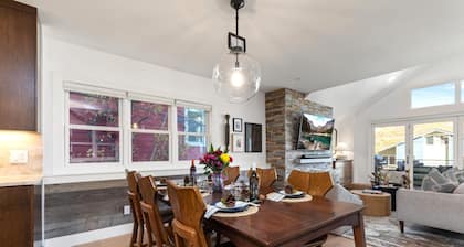 Empire 4 Bedrooms PEA-1009 by KBM