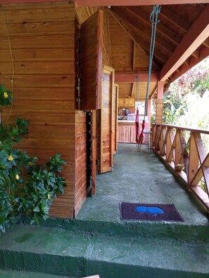Bangalô família, 2 quartos, vista para a montanha | Terraço/pátio