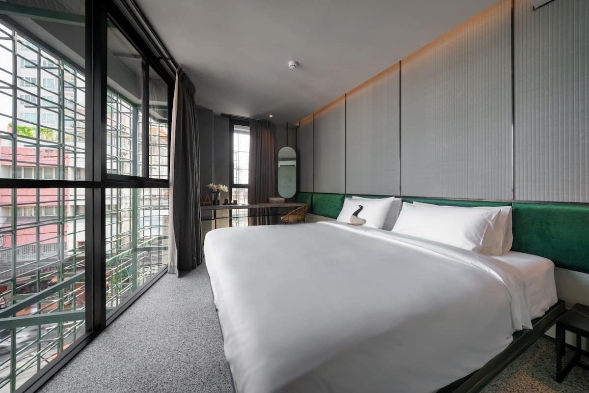 Wild Balcony | Espacio para trabajar con laptop, cortinas blackout y wifi gratis