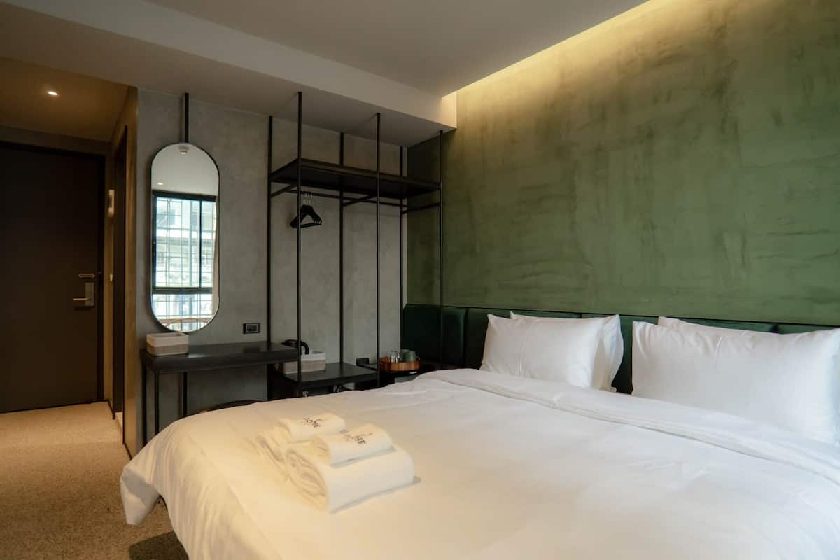 Nest View | Espacio para trabajar con laptop, cortinas blackout y wifi gratis