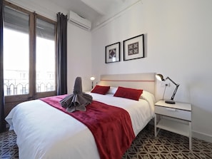 1 bedroom, iron/ironing board, Internet, bed sheets