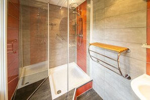 Bathtub