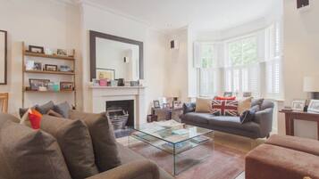 Smart TV, fireplace, video library