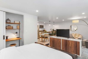 熨斗/熨衣板、WiFi、床单