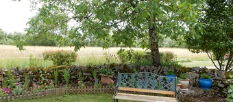 Maison Indépendante Dans un Petit Village Typiquement Quercinois
