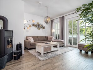 Fernseher, Stereoanlage