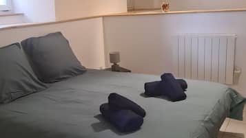 1 habitación, wifi y ropa de cama