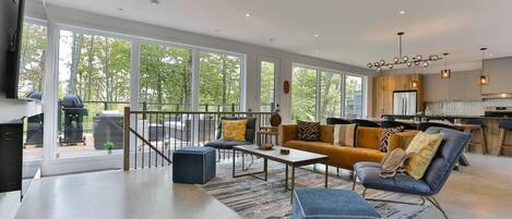 スマートテレビ、暖炉