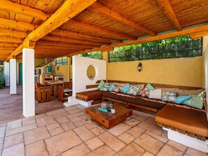Villa (Four Bedroom Villa with Swimming Pool) | Terrasse/Patio