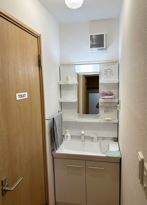 Haartrockner, Handtücher