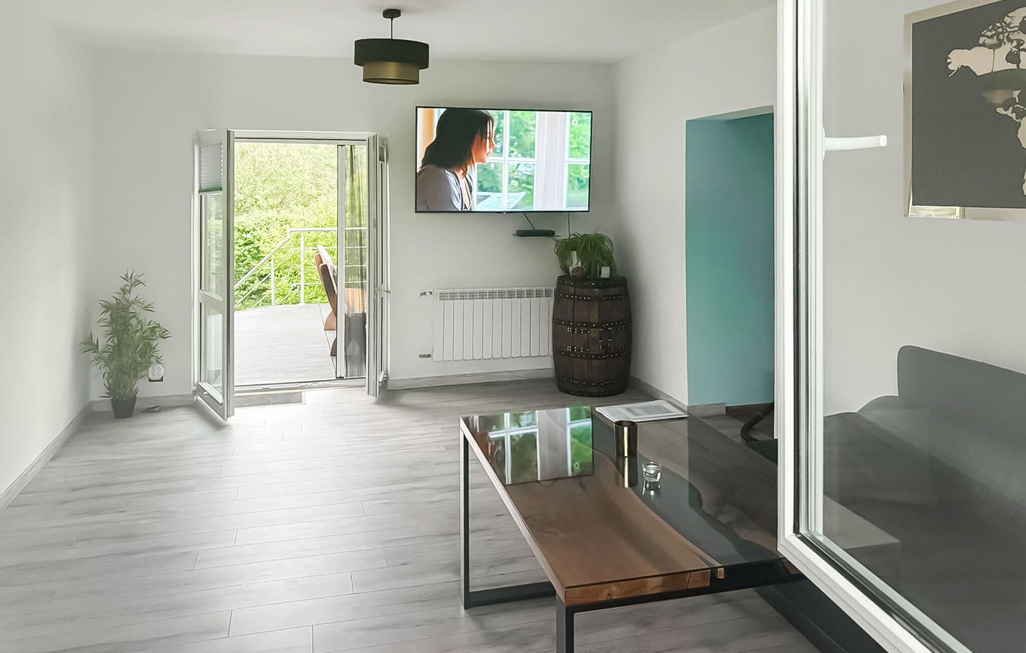 TV, table football, ping pong