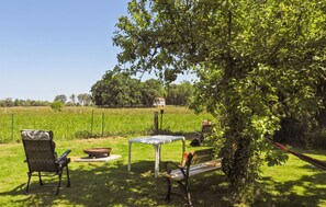 Property grounds - Pet friendly home in Warnoleka with WiFi (Warnoleka)