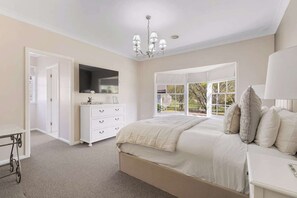 5 bedrooms, iron/ironing board, travel cot, free WiFi