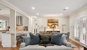 Smart TV, fireplace, offices