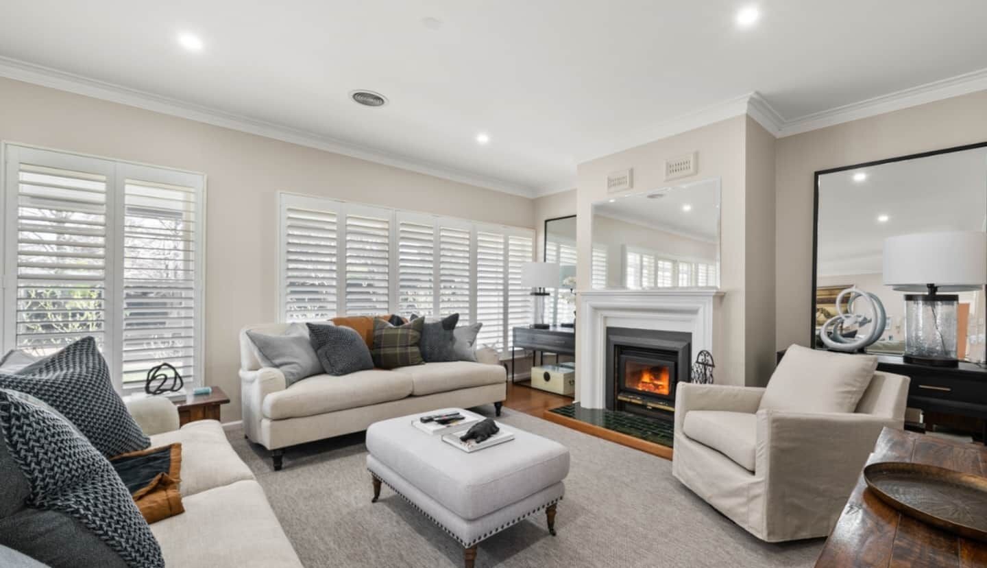 Smart TV, fireplace, offices