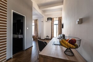 Deluxe Double Room | Desk, laptop workspace, blackout drapes, soundproofing