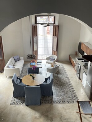 Suite familiar, varias camas, 2 baños, vistas al parque | Sábanas de algodón egipcio y ropa de cama de alta calidad
