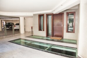 Exterior - Great apt with amazing view in Koukaki (Athens)