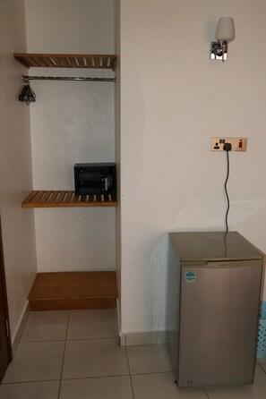 1 間臥室、高級寢具、記憶床墊、客房內保險箱