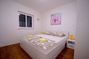 3 室のベッドルーム、インターネット