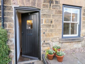 Exterior - 16 Long Row (Belper)