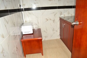 Suite Exécutive, 1 chambre, vue ville | Micro-ondes