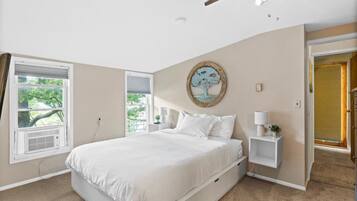 2 bedrooms, iron/ironing board, travel crib, internet