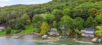 Keuka Lake | Keuka Lake wine trail | Lake Access
