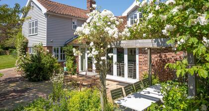 Foxhole Cottage, Framsden, Framlingham
