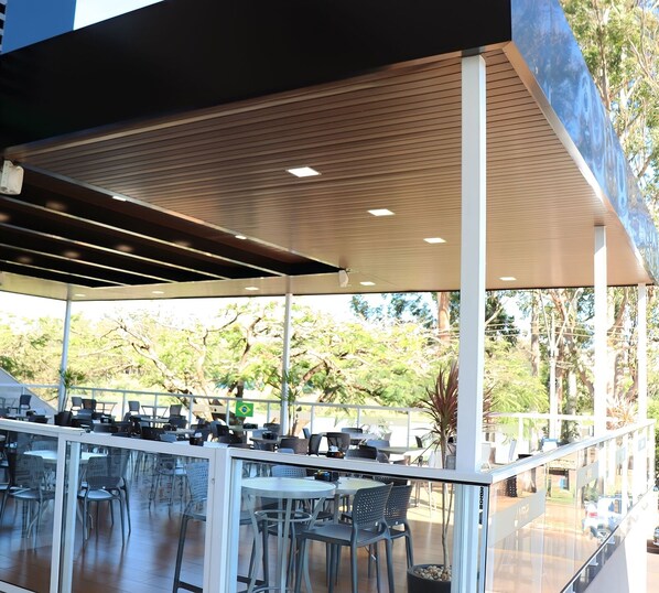 Bar (on property) - VR2 Hotel (Lencois Paulista)