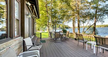 4 Bedroom Waterfront Home With Beatutiful Lake and Mountain Views
