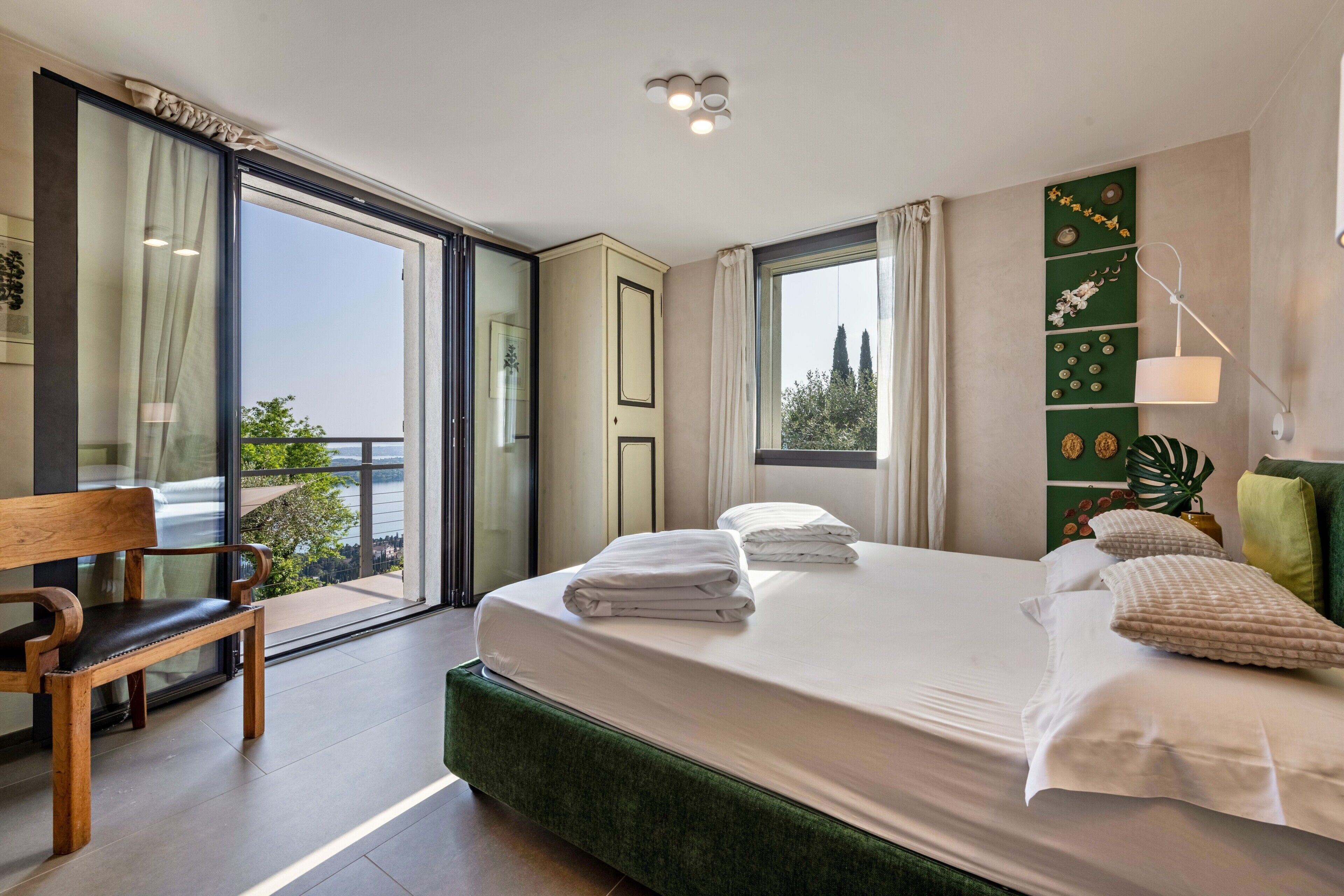 3 chambres, fer et planche à repasser, Wi-Fi gratuit, draps fournis