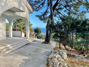 Property grounds - Apartment "Villetta My Sea" with Sea View and Wi-Fi (Spotorno)