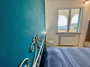 1 bedroom, free WiFi, bed sheets - Apartment "Villetta My Sea" with Sea View and Wi-Fi (Spotorno)