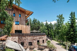 Exterior - Holiday Apartment "Schartneralm Zirbel Family" with View of the Dolomites, Terrace & Sauna (Collalbo Renon)
