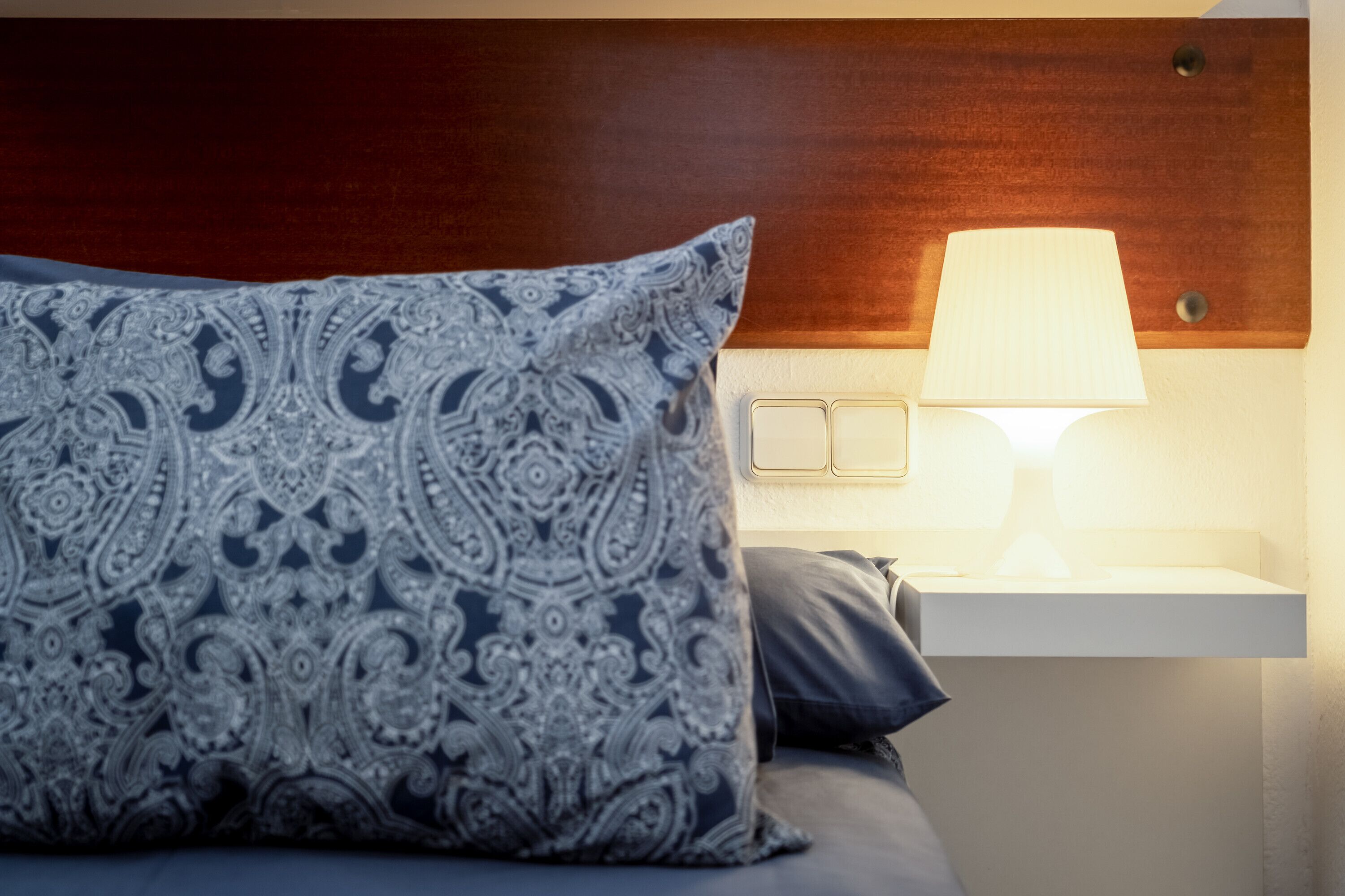 1 dormitorio, tabla de planchar con plancha, wifi gratis y ropa de cama