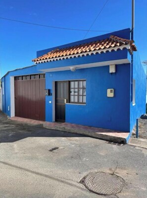 Exterior - House The Water Mountain (Erjos)