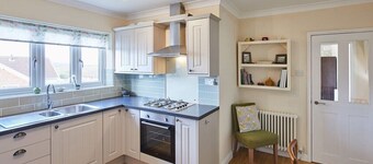 Host & Stay | Coach Cottage