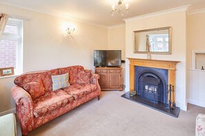 TV, DVD player, offices