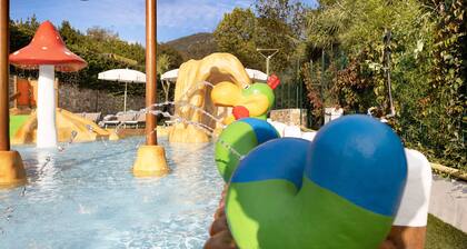 'Mobile Home Alloro 165' with Pool, Private Terrace & Wi-Fi