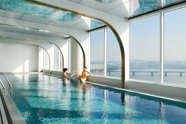 Indoor pool, seasonal outdoor pool, sun loungers