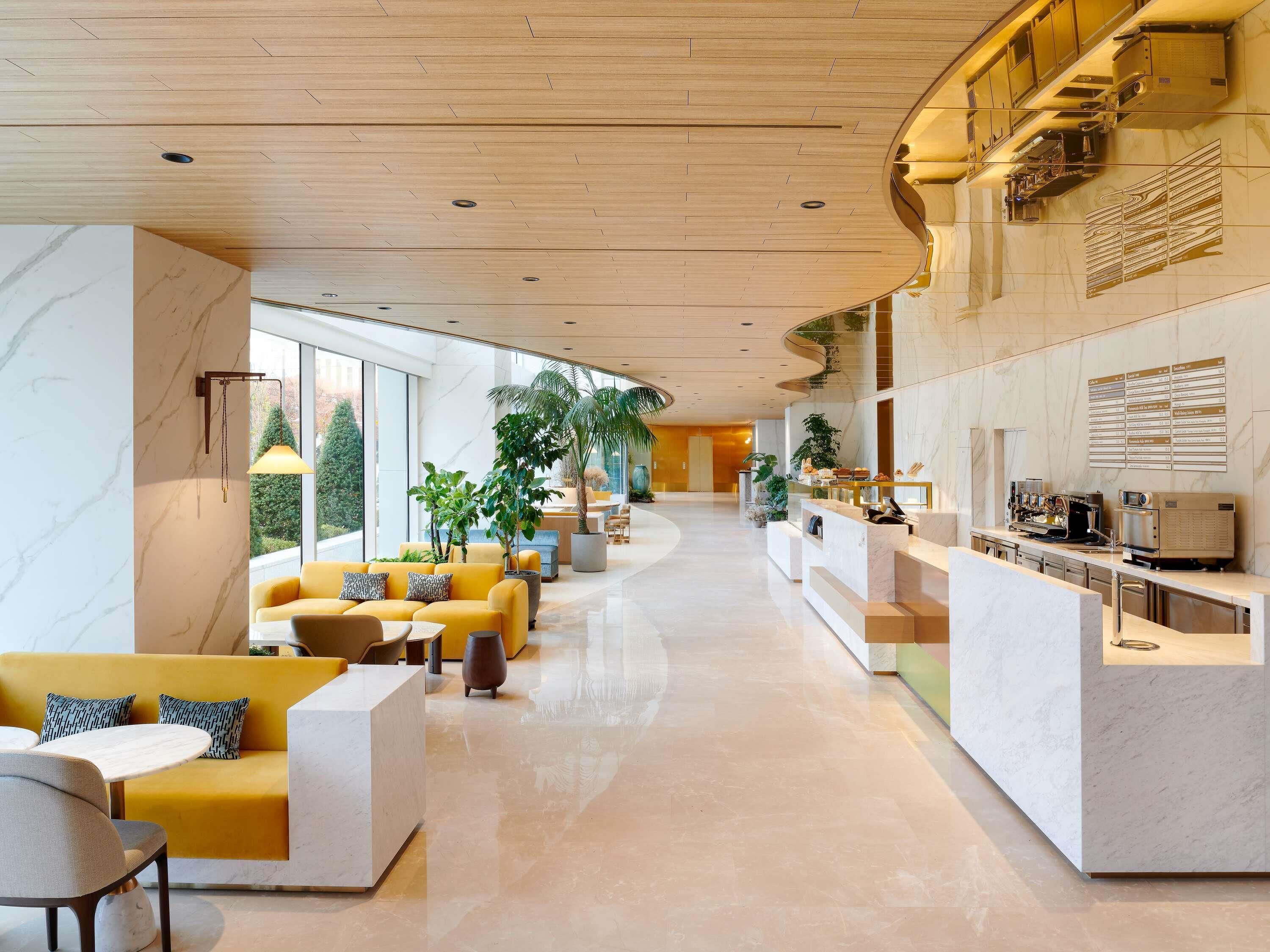 Se sirven desayunos, almuerzos y cenas