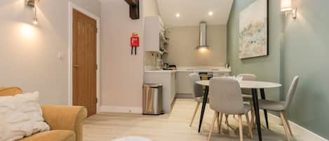 Cottage | Interior
