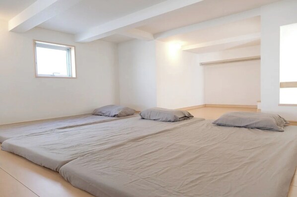 1 chambre, bureau, accès au Wi-Fi (inclus), literie fournie