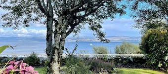 Bay view, waterfront, stunning views